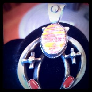 Sterling chimney butte pendant